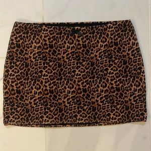 Edikted cheetah print skirt!